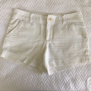 Lilly Pulitzer Callahan shorts in white
